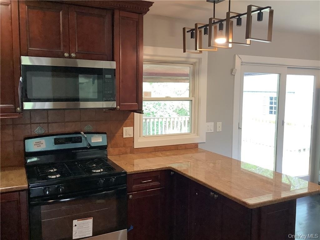19 Mountainview Drive - Photo 1