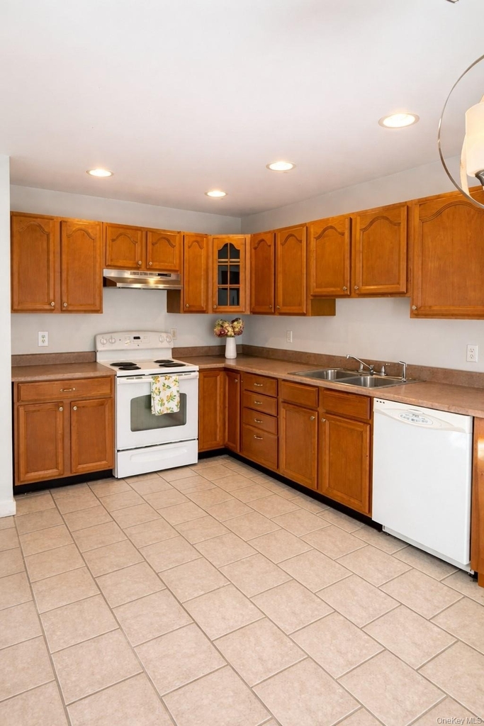 43 Barton Street - Photo 3