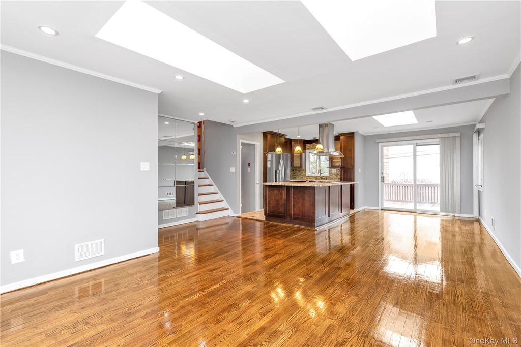 5 Glenbrook Road - Photo 2