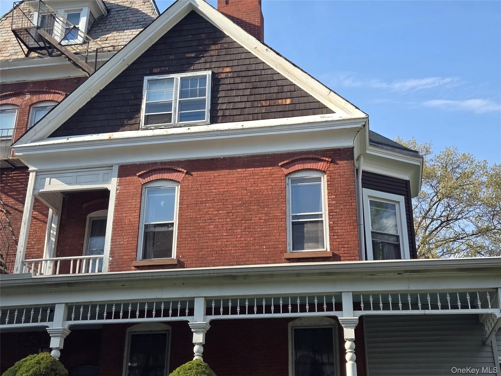 514 Grand Avenue - Photo 2