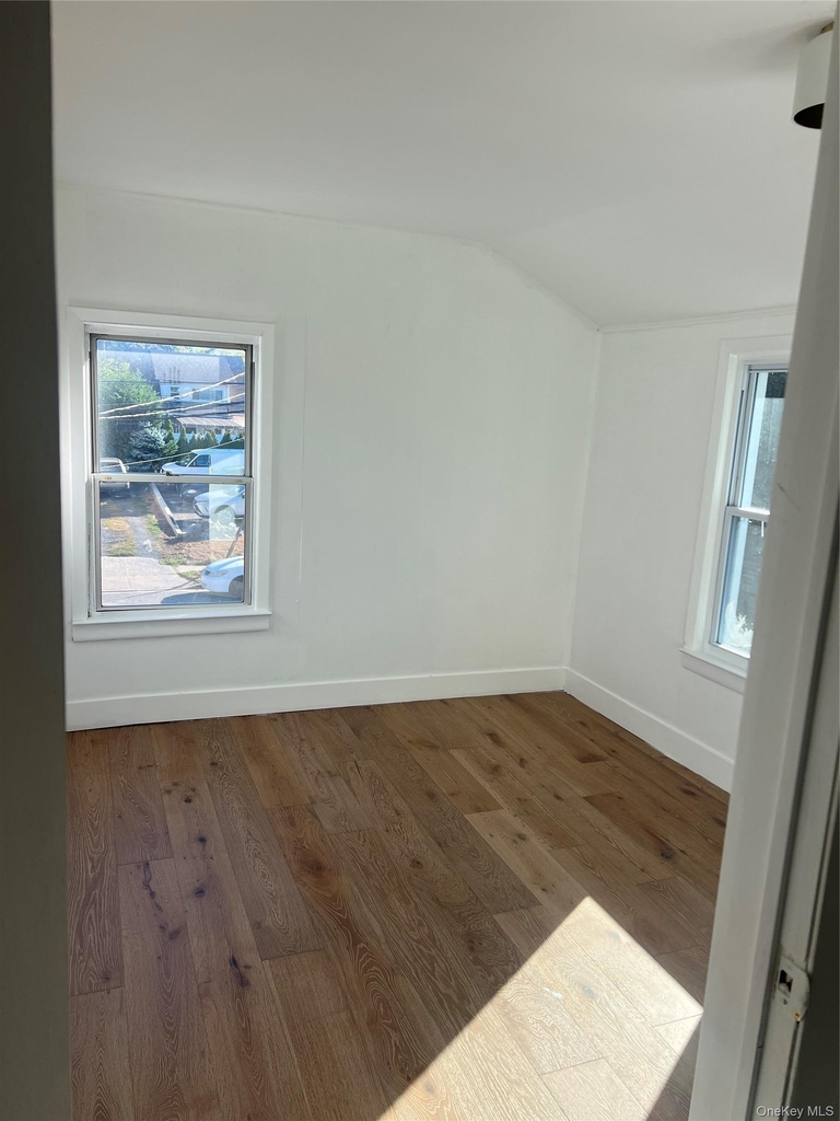 309 Franklin Avenue - Photo 6