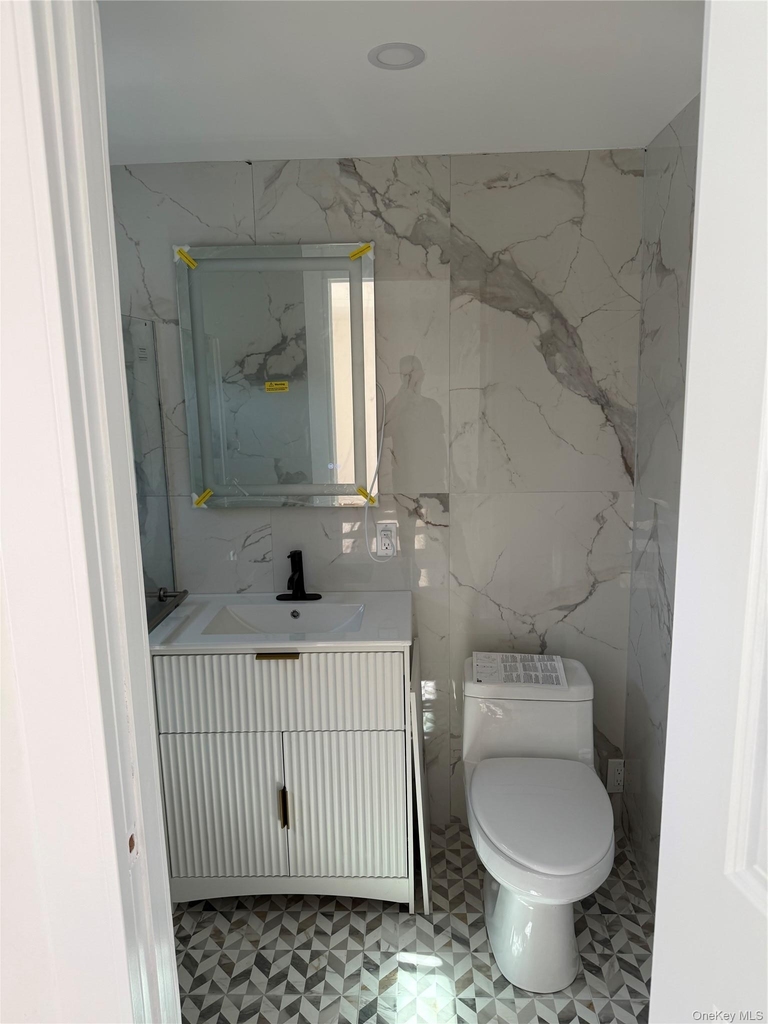 309 Franklin Avenue - Photo 5