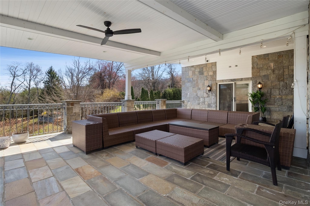 20 Primrose Street - Photo 23