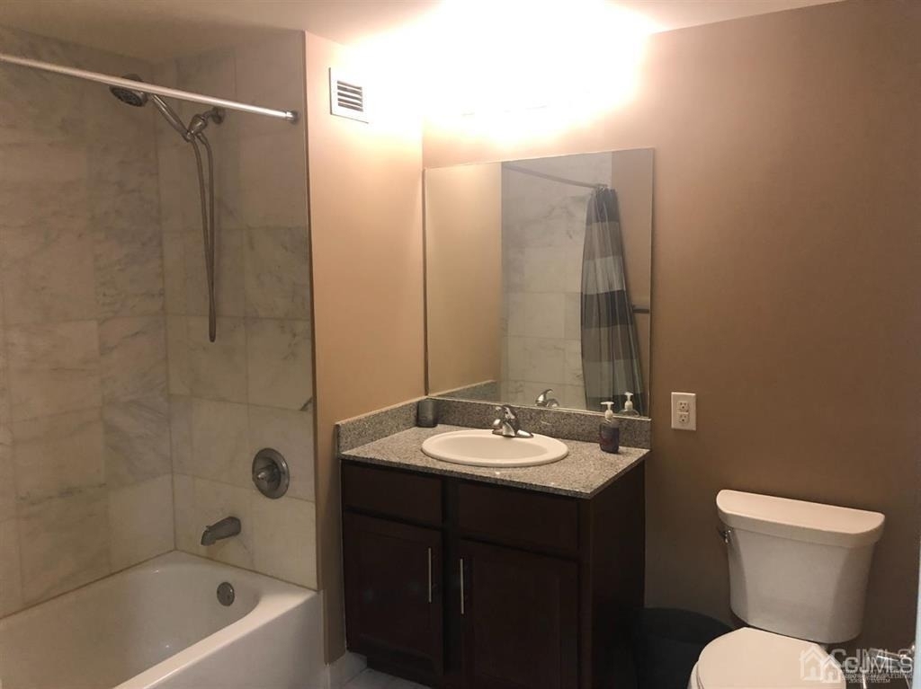 110 Somerset Street - Photo 9