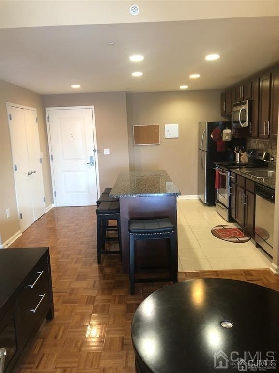 110 Somerset Street - Photo 6