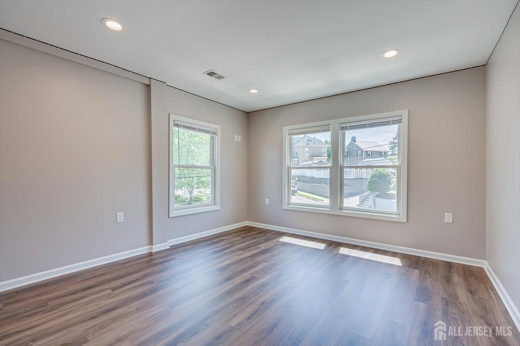 4 Wilcox Avenue - Photo 10