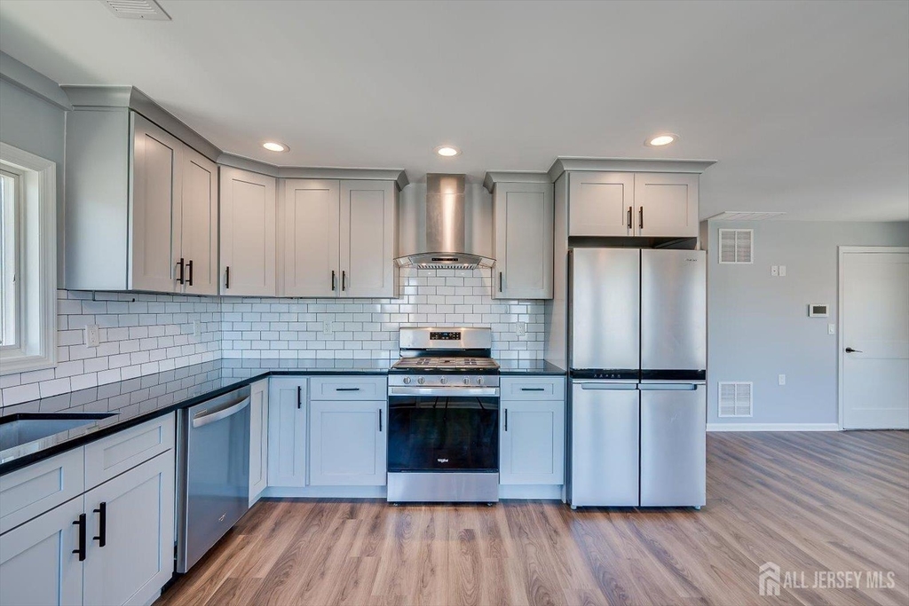 4 Wilcox Avenue - Photo 6