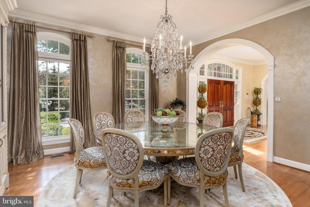 7818 Crownhurst Court - Photo 2