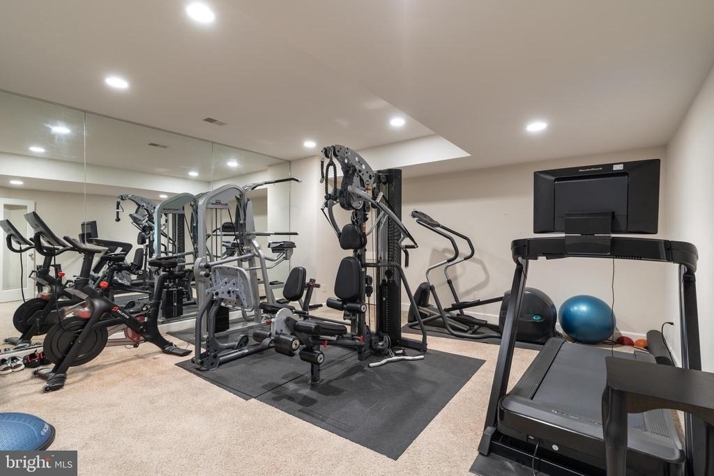 7818 Crownhurst Court - Photo 15