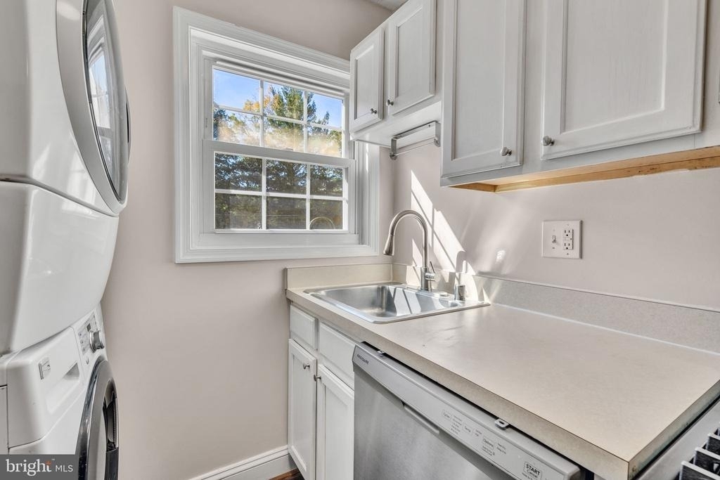 2237 Farrington Avenue - Photo 10