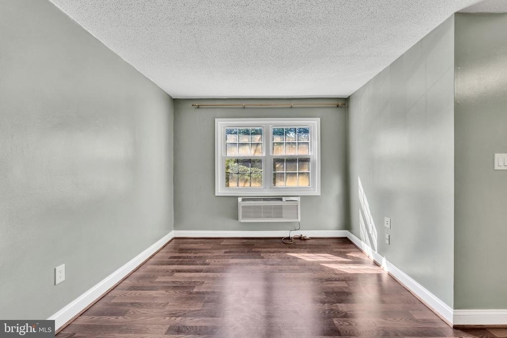 2237 Farrington Avenue - Photo 2