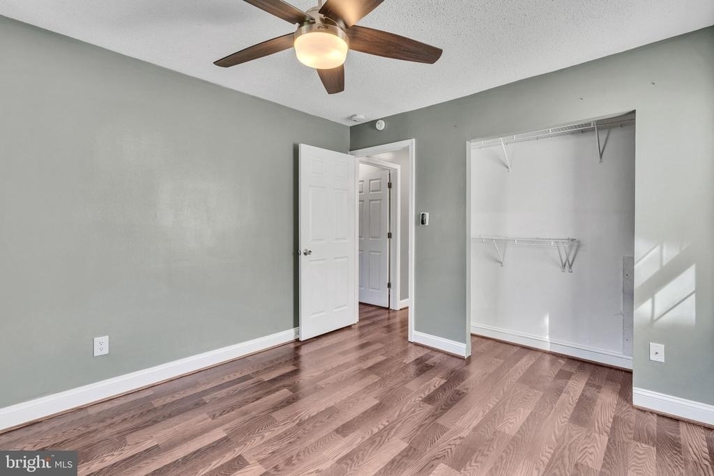 2237 Farrington Avenue - Photo 15