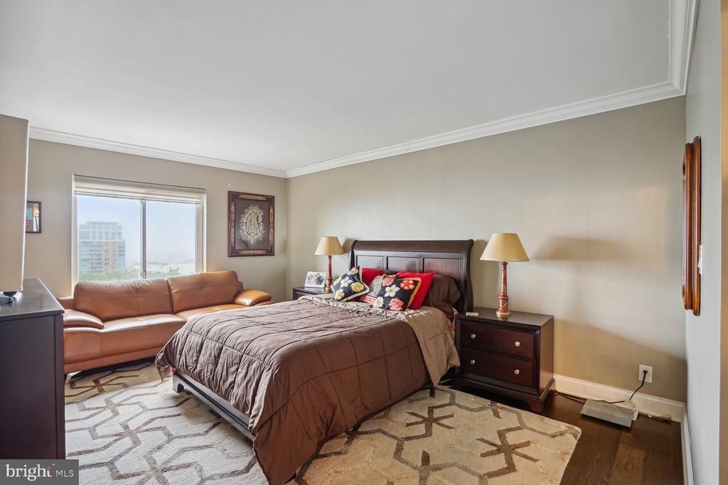 8350 Greensboro Drive - Photo 11