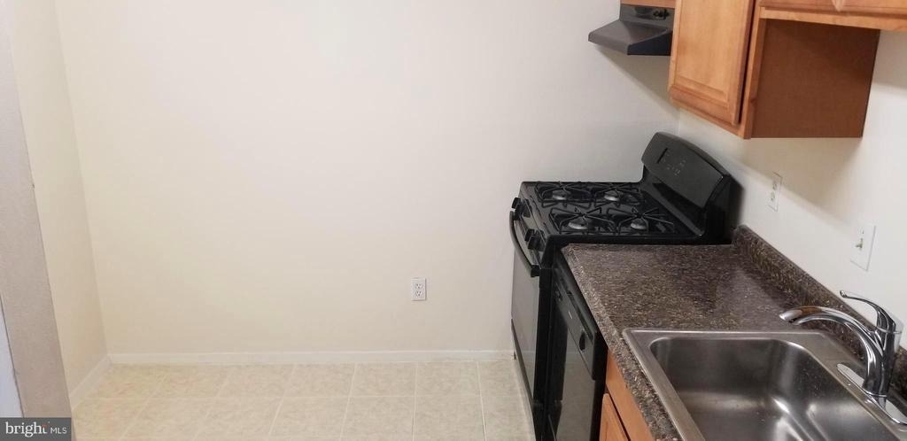 491 N Armistead Street - Photo 3