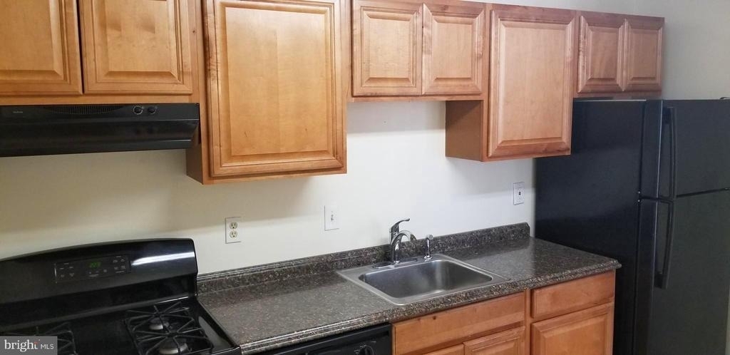 491 N Armistead Street - Photo 2
