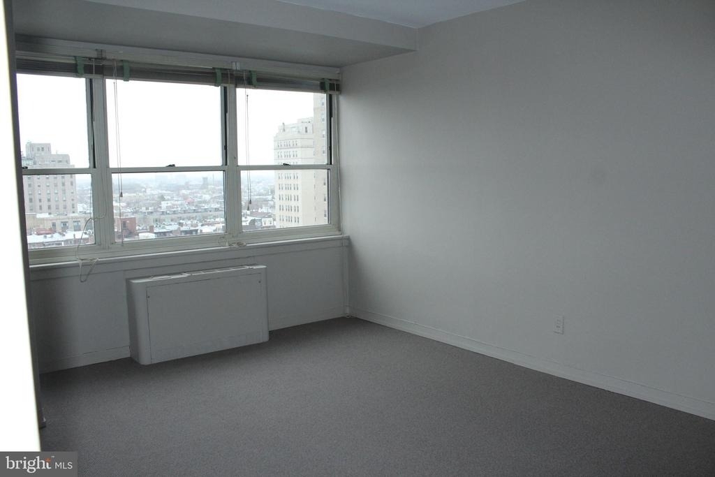 1806 Rittenhouse Square - Photo 4