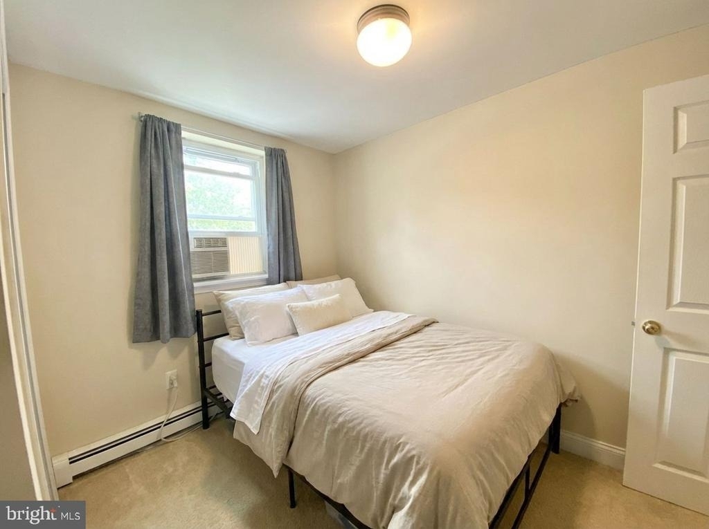 4220 Powelton Avenue - Photo 10