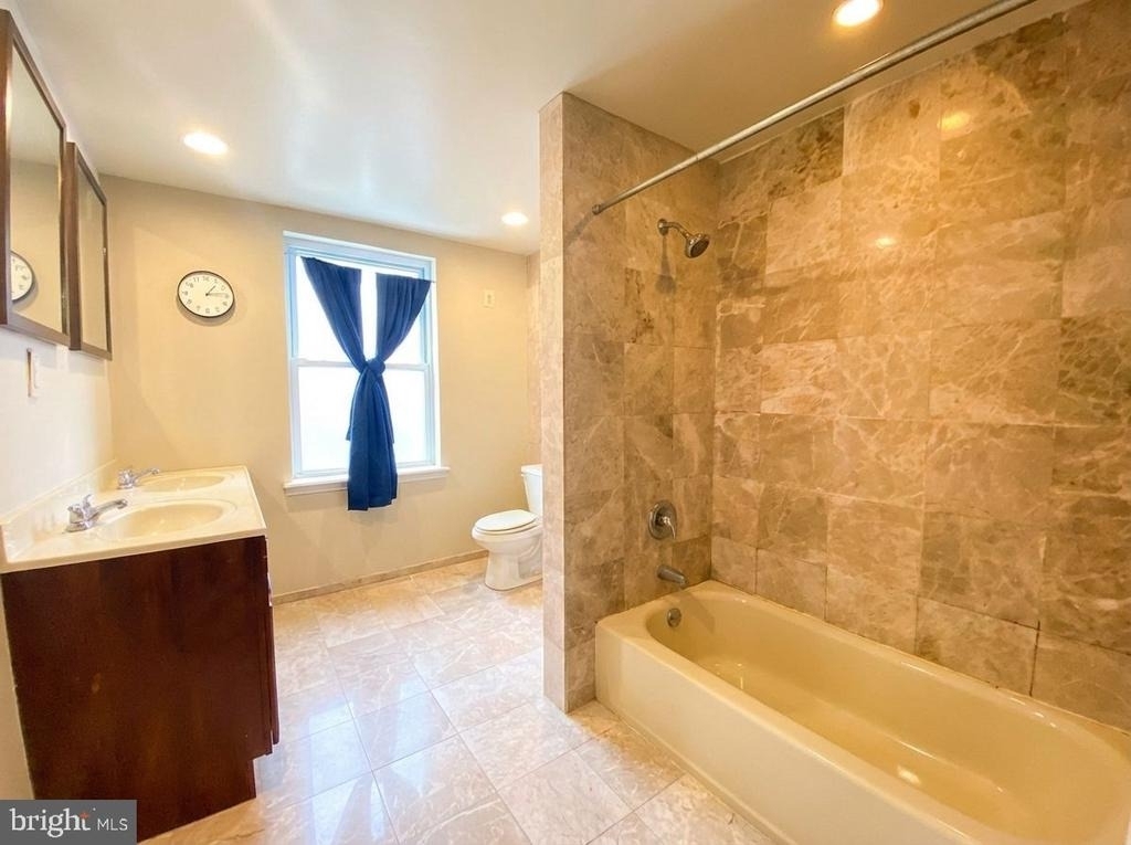 4220 Powelton Avenue - Photo 14