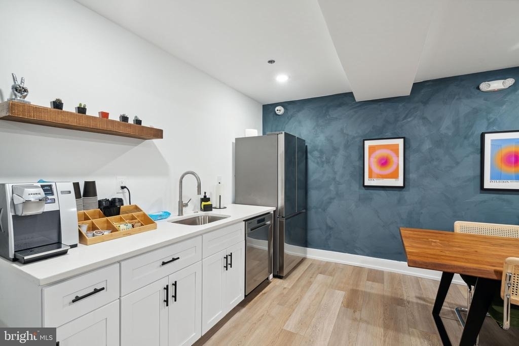 901 Leland - Photo 14