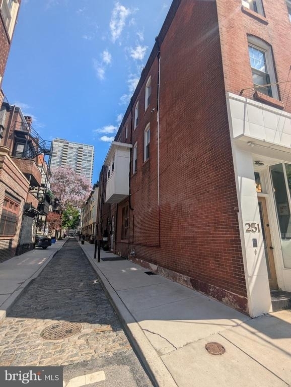 251 S 21st - Photo 13
