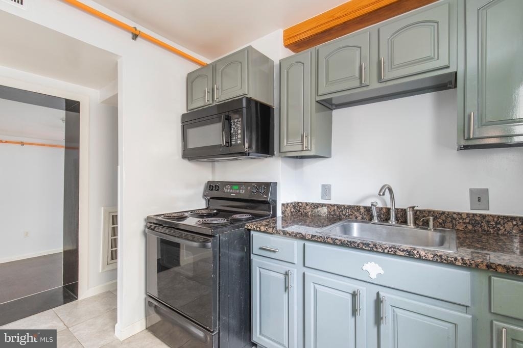 507 W Girard Avenue - Photo 5