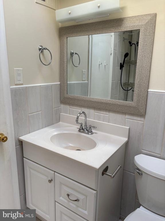 261 Ridgeway Terrace - Photo 14
