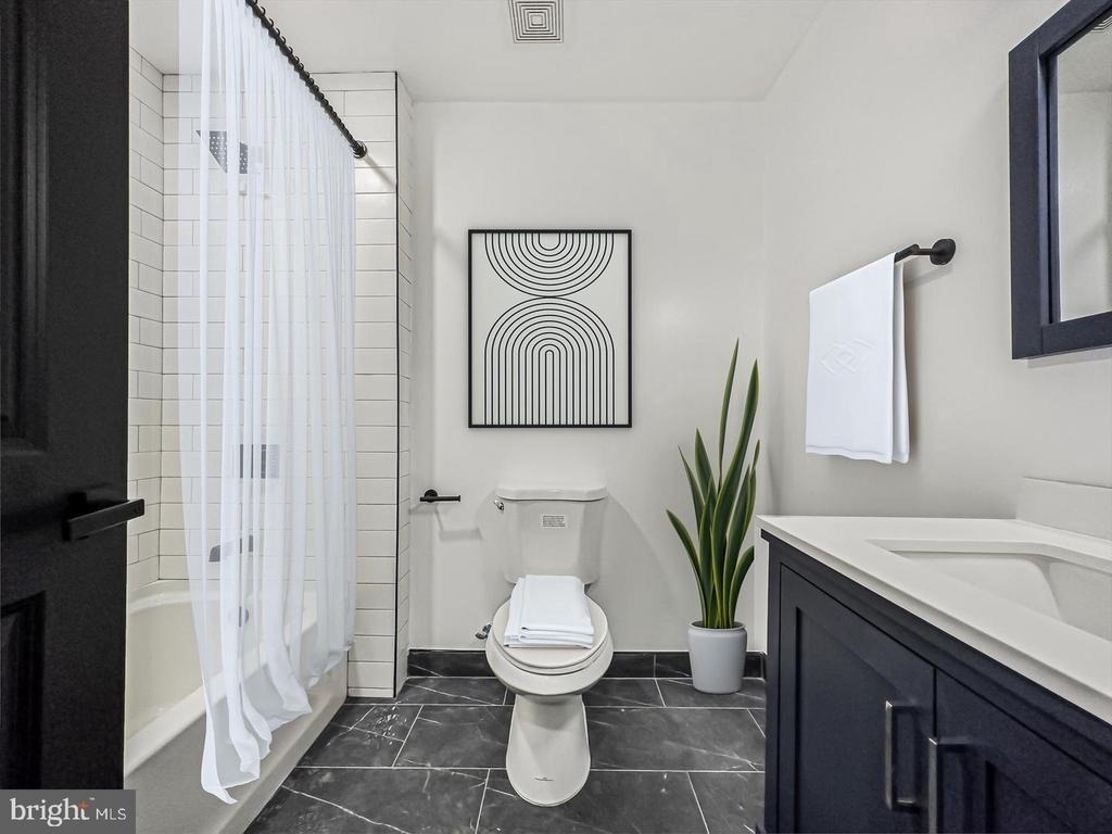 501 N Cannon Avenue - Photo 4