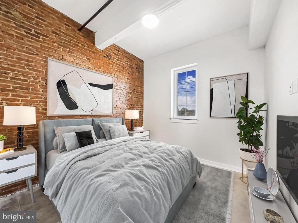 501 N Cannon Avenue - Photo 2
