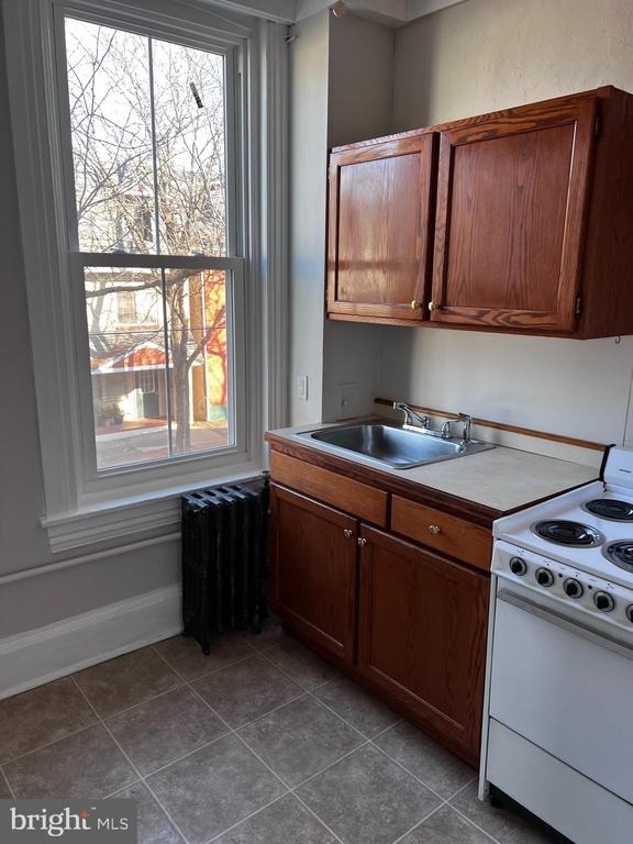104 King Street - Photo 3