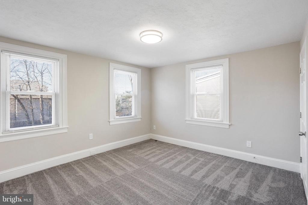 809 N Providence Road - Photo 6