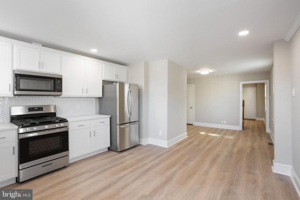 809 N Providence Road - Photo 1