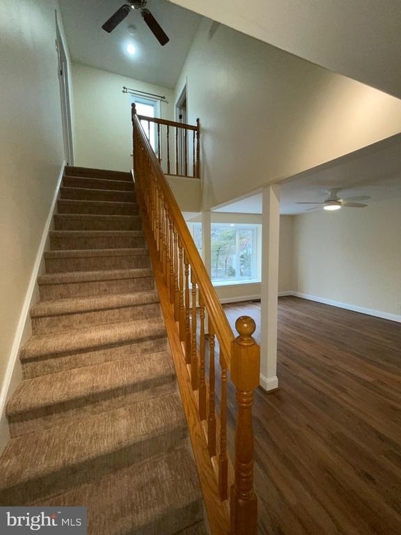 121 E Chelsea Circle - Photo 12