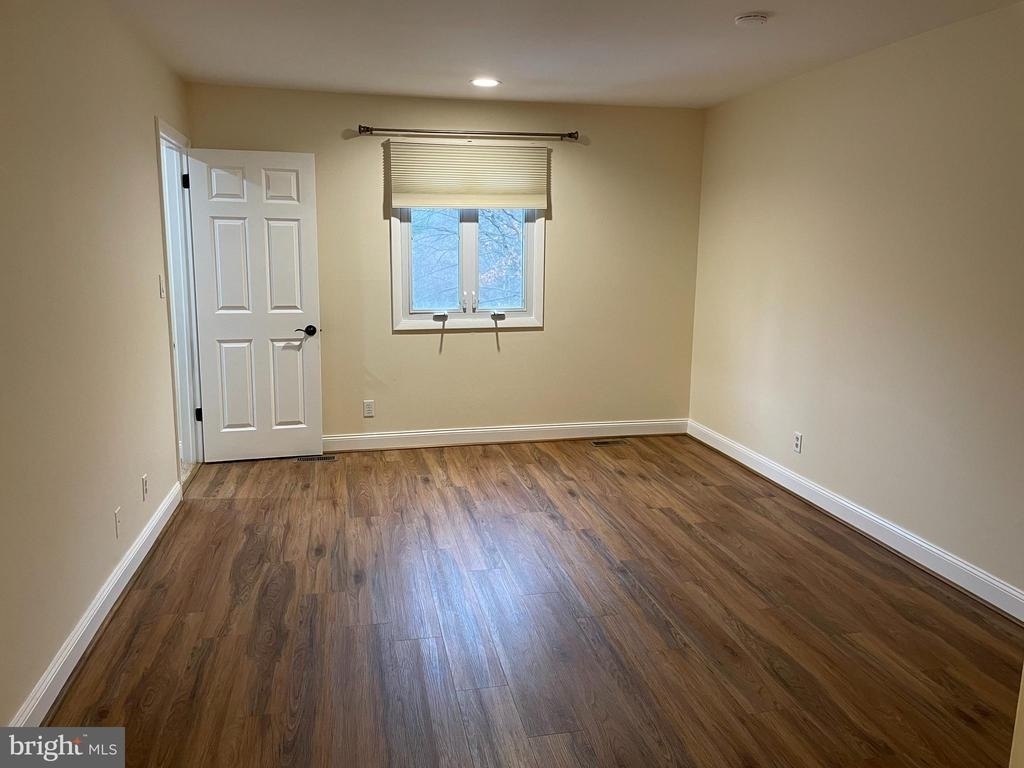 121 E Chelsea Circle - Photo 20