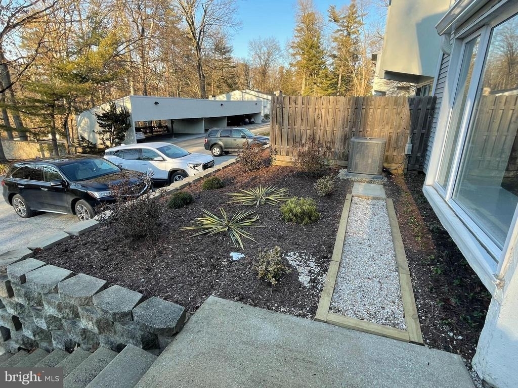 121 E Chelsea Circle - Photo 30