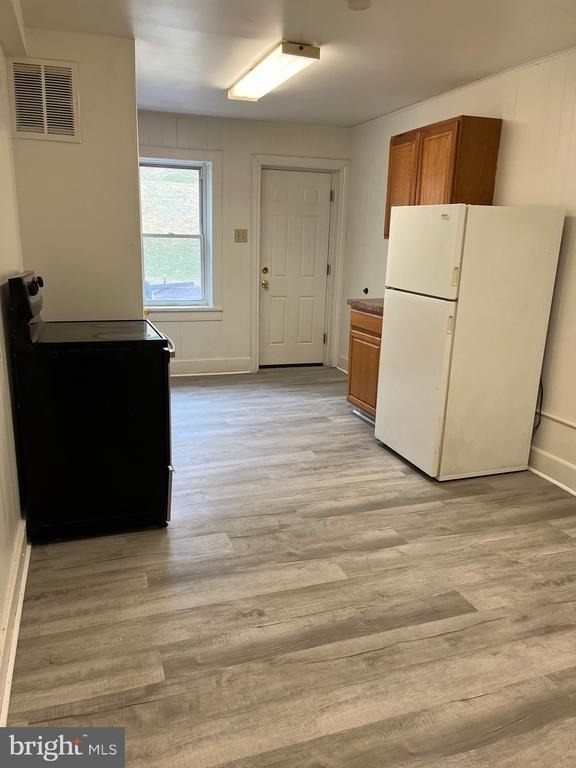 567 S 1st Avenue - Photo 2