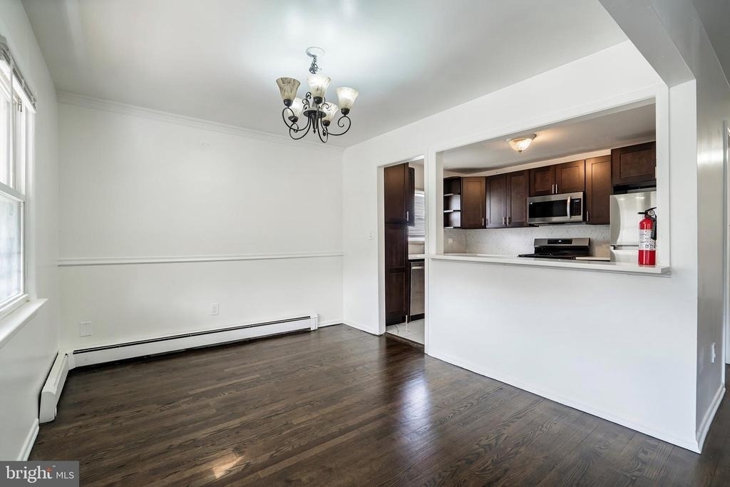511 Jackson Avenue - Photo 8