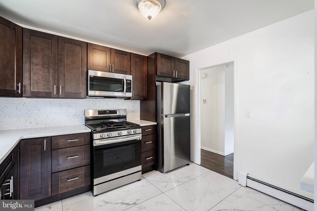 511 Jackson Avenue - Photo 13