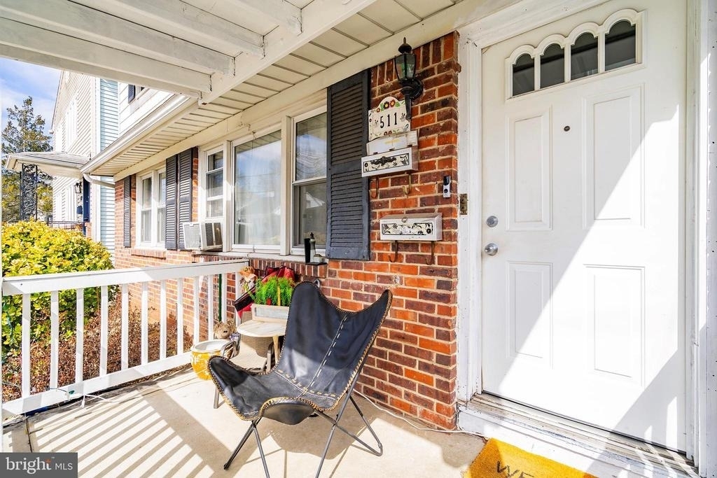 511 Jackson Avenue - Photo 3