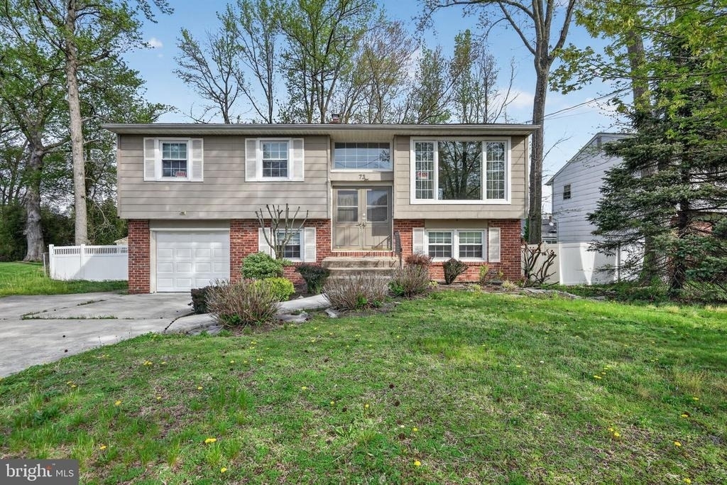 73 Greenvale - Photo 0