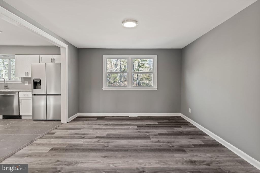 2344 Fernwood Avenue - Photo 10
