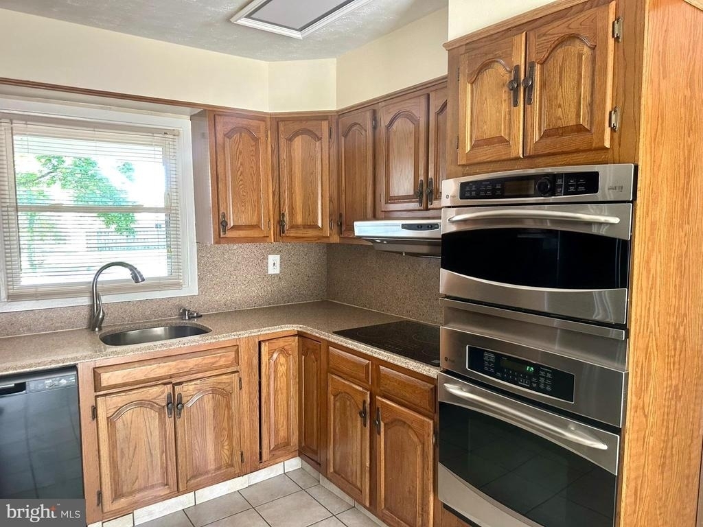 4015 William Lane - Photo 11