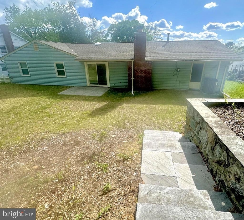 4015 William Lane - Photo 9