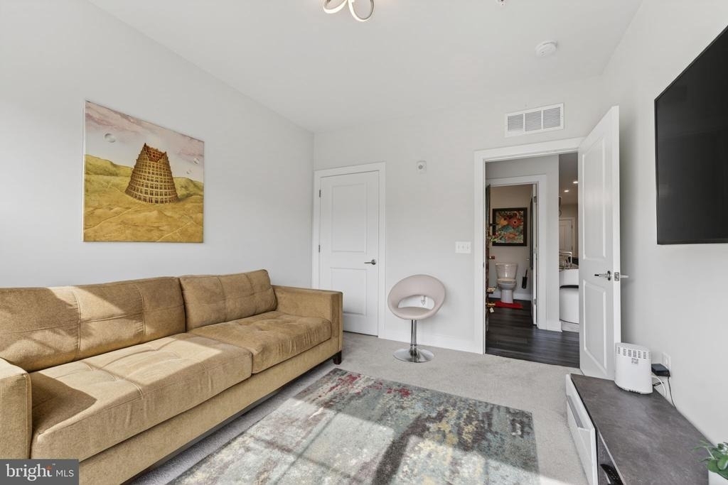 102 Saint Ives Place - Photo 17