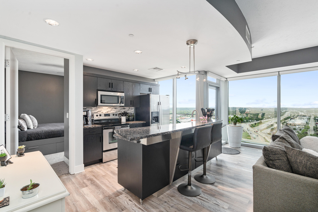 335 Bridge Street Nw - Photo 3