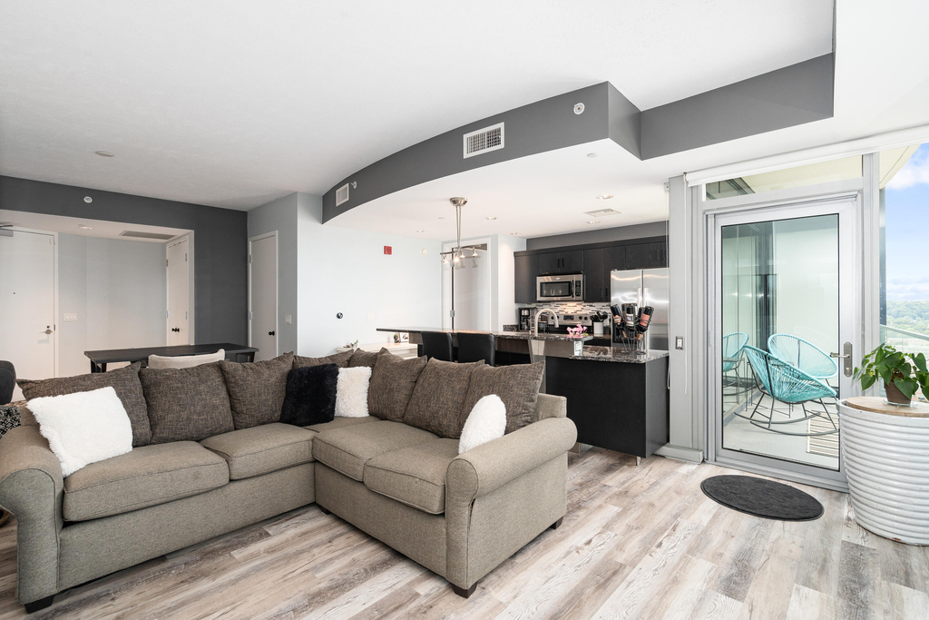 335 Bridge Street Nw - Photo 8