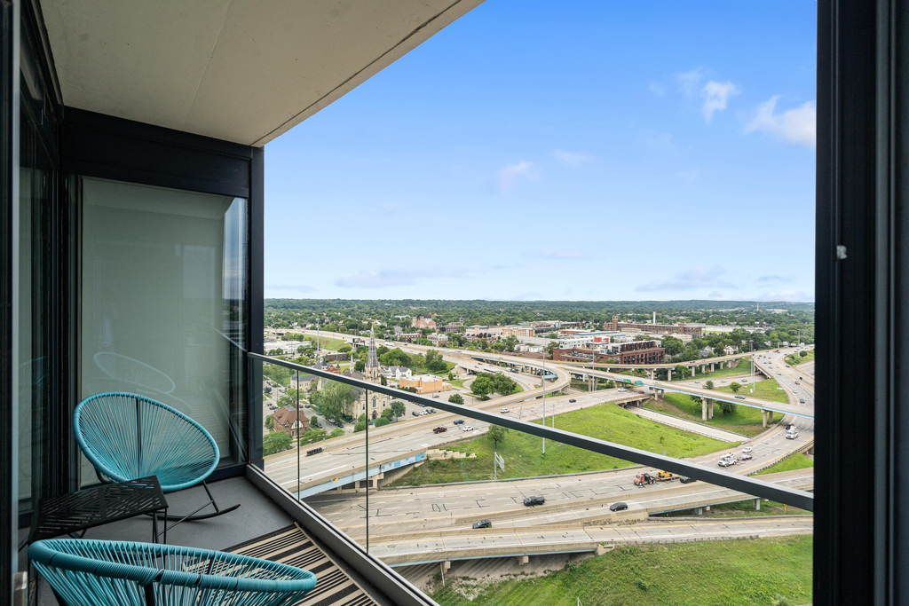 335 Bridge Street Nw - Photo 27