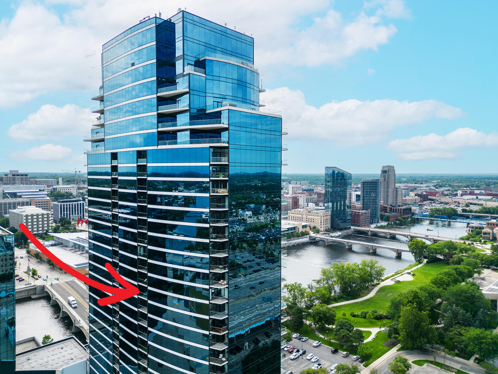 335 Bridge Street Nw - Photo 1