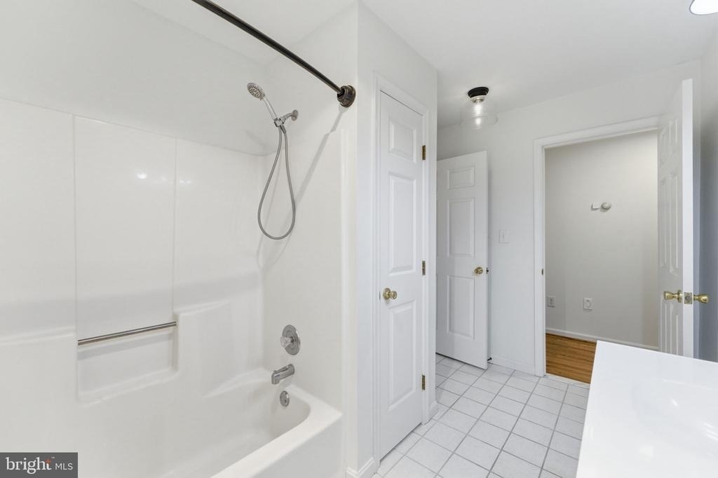 6040 Southgate Farm Road - Photo 52