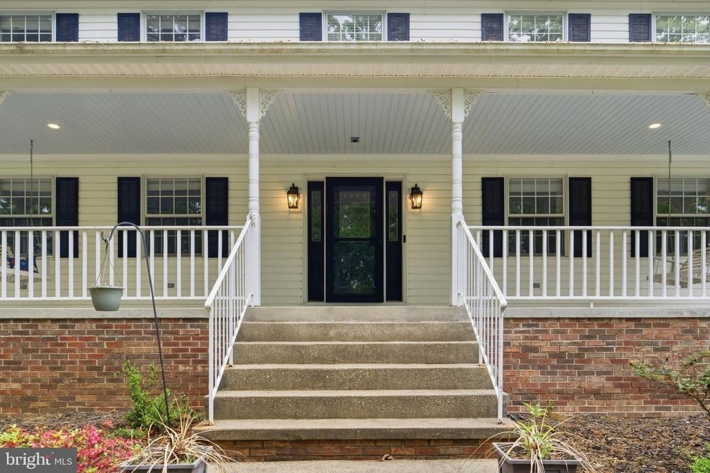6040 Southgate Farm Road - Photo 5