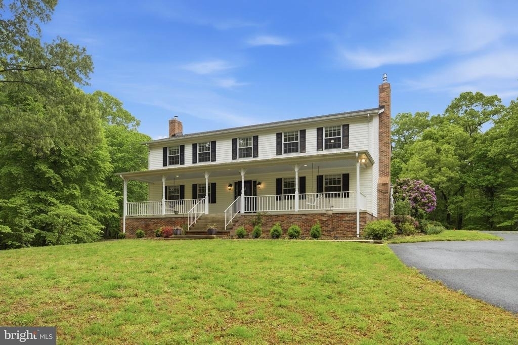 6040 Southgate Farm Road - Photo 2